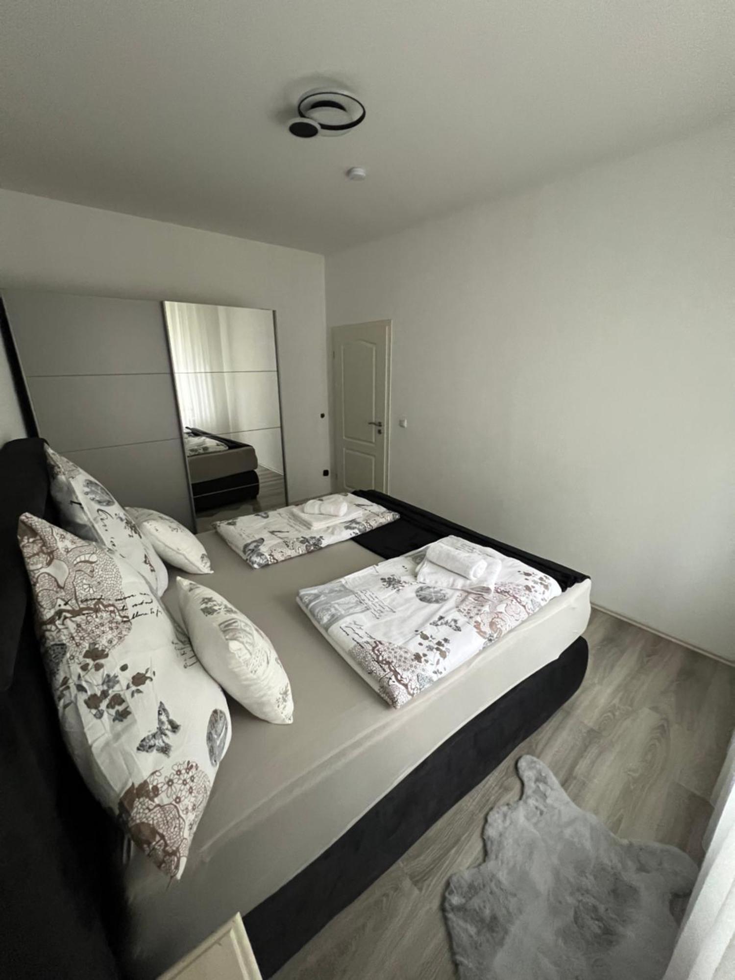 Apartment 1 In Duisburg-Mitte, Altstadt Dış mekan fotoğraf